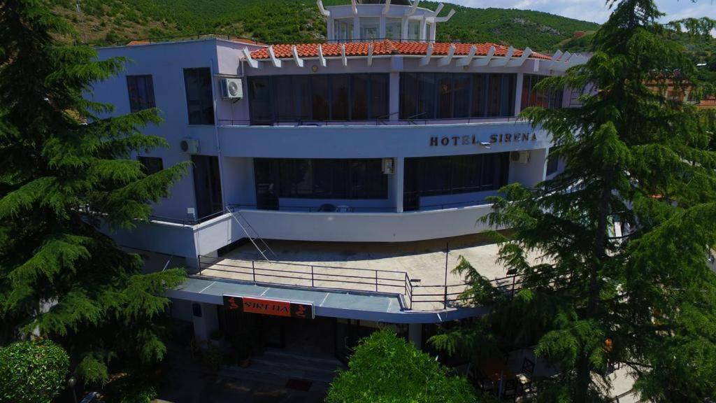 Sirena Hotel Tushemisht 외부 사진