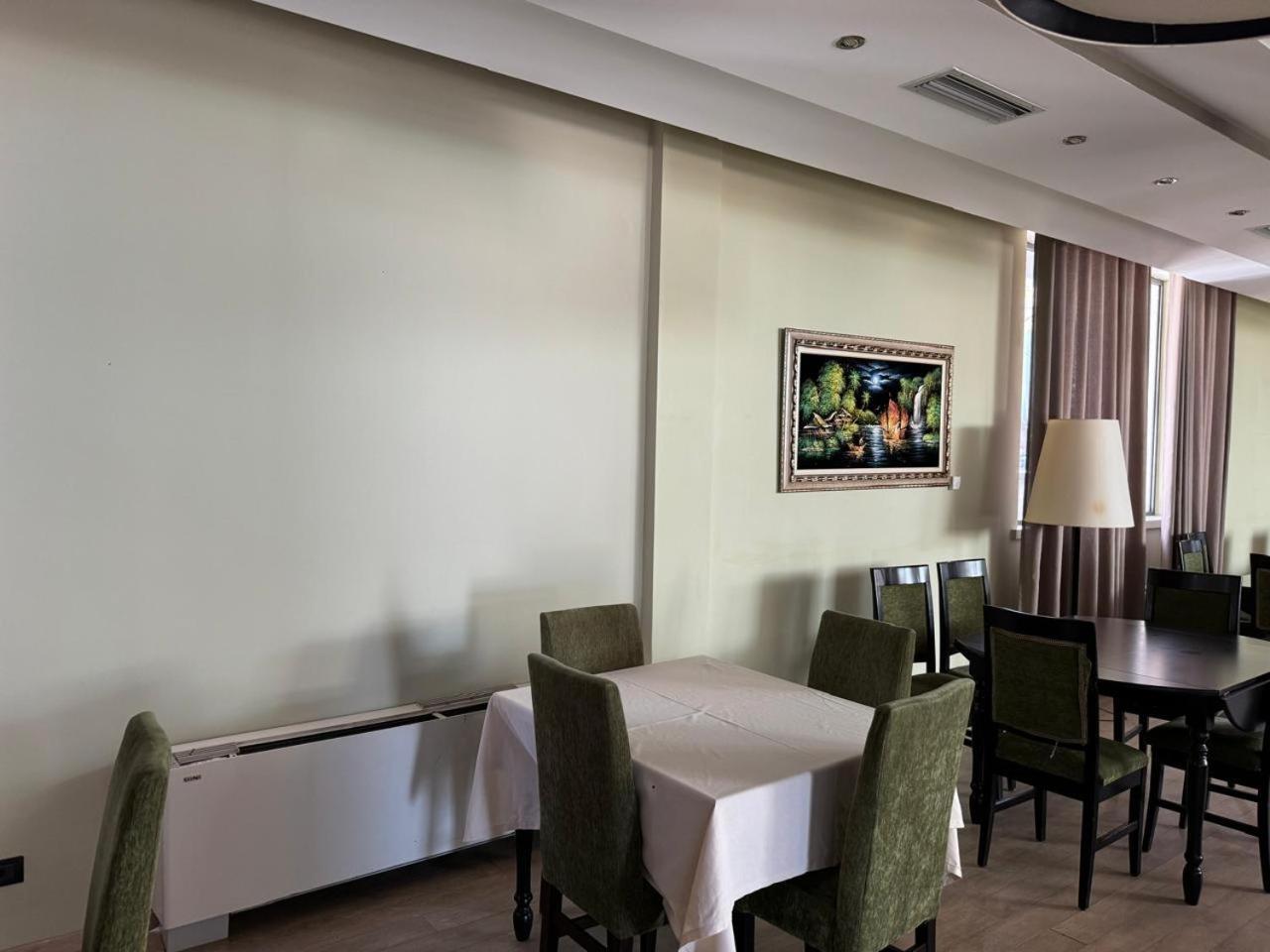 Sirena Hotel Tushemisht 외부 사진
