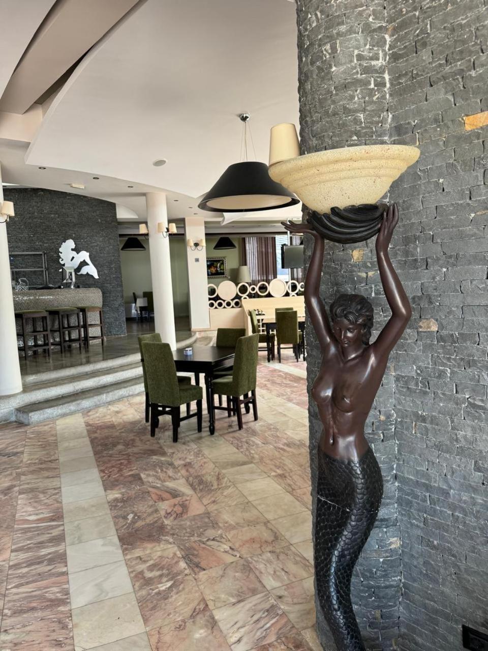Sirena Hotel Tushemisht 외부 사진