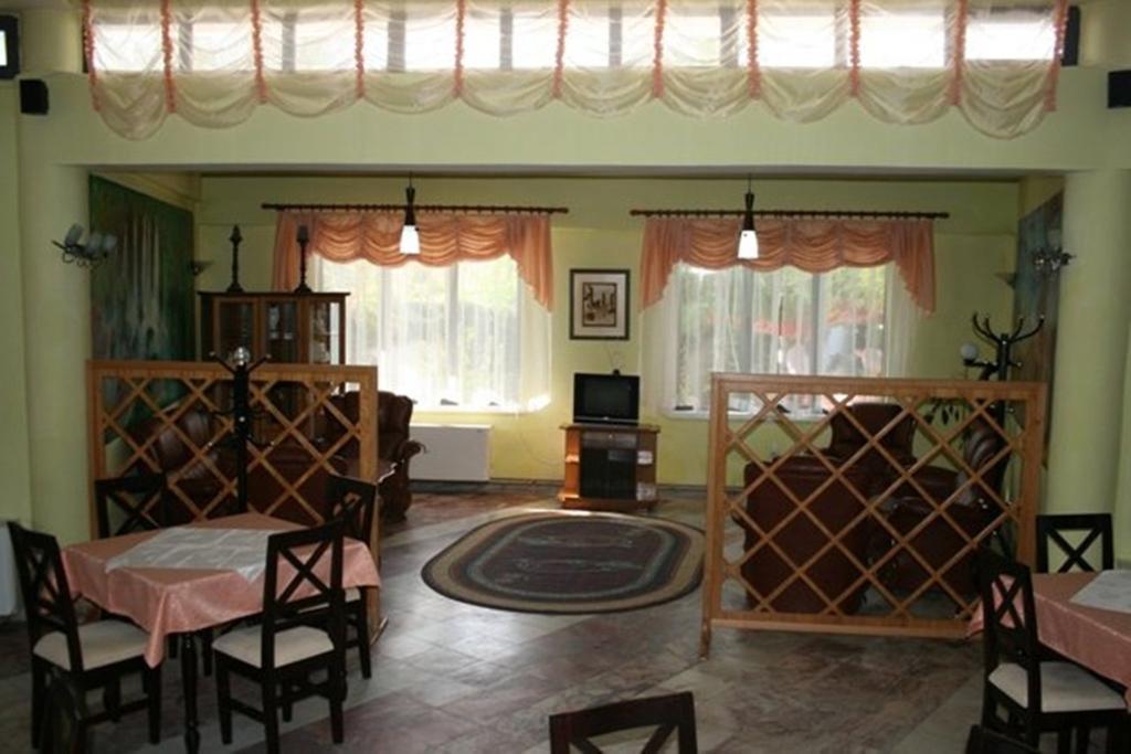 Sirena Hotel Tushemisht 외부 사진
