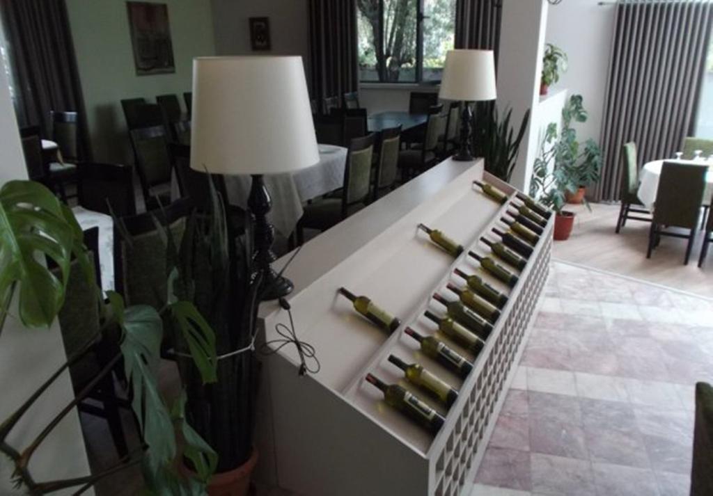 Sirena Hotel Tushemisht 외부 사진