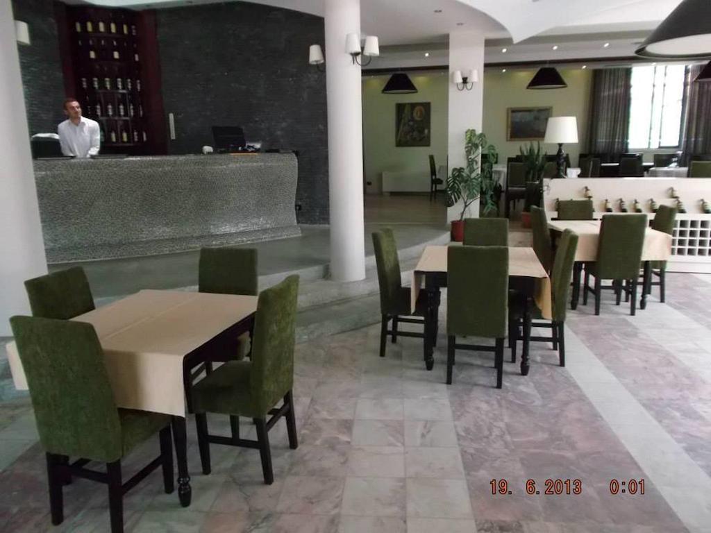 Sirena Hotel Tushemisht 외부 사진